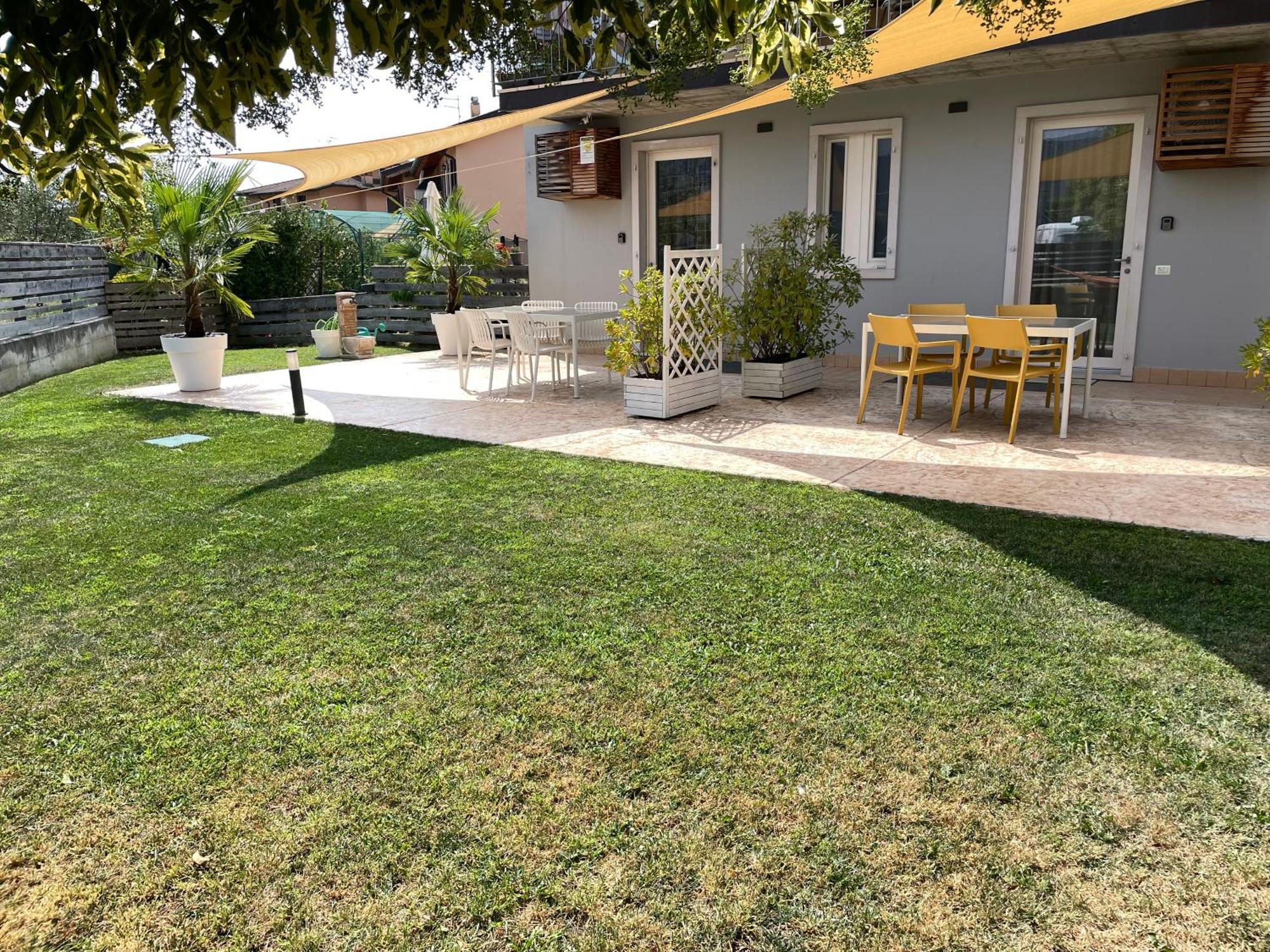 Casa Degli Artisti Apartamento Caprino Veronese Exterior foto