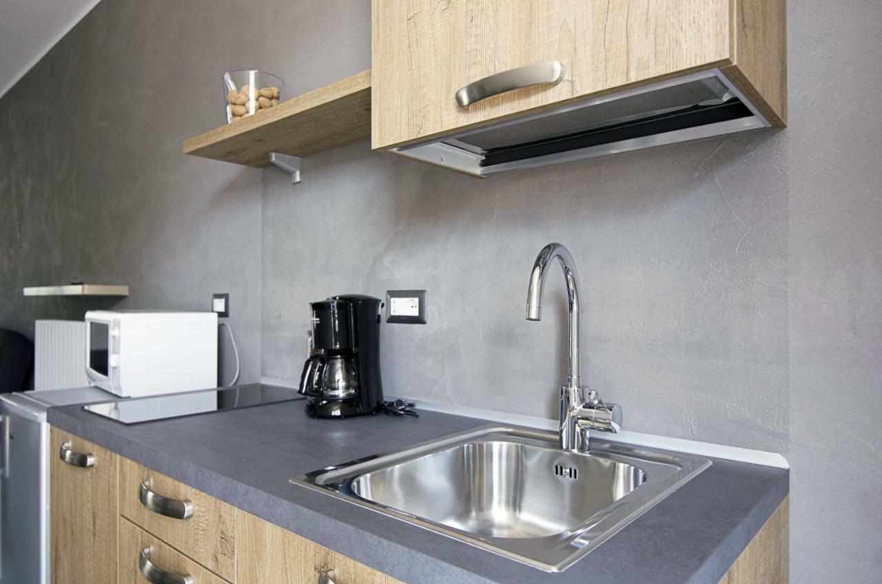 Casa Degli Artisti Apartamento Caprino Veronese Exterior foto